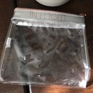 Clear cosmetics case